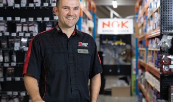 AUTO ONE SPARKS WITH NGK