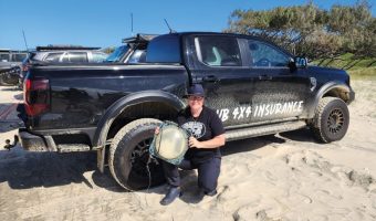 CLUB 4X4 INSURANCE JOINS K’GARI CLEAN UP
