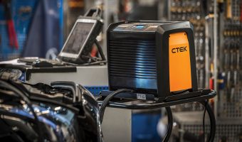 BATTERY SUPPORT FOR MODERN VEHICLES IN THE WORKSHOP