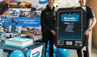 BENDIX PARTIES IN STYLE